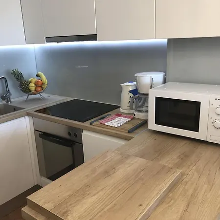 Apartment Walk St - Comfort One Bedroom With Balcony And View A2 Split