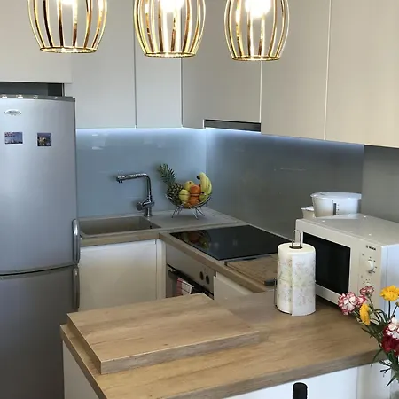 Walk St - Comfort One Bedroom With Balcony And View A2 * Split
